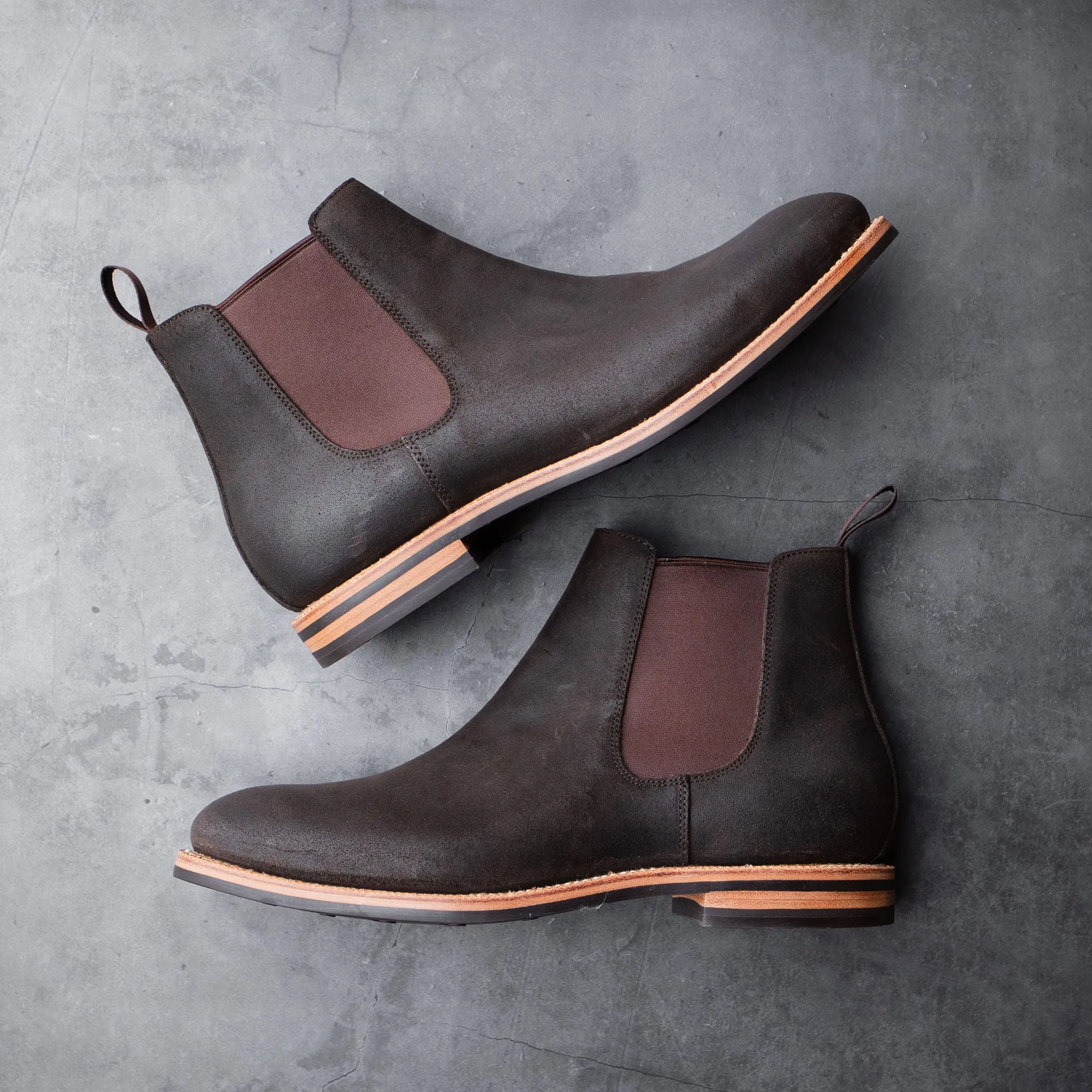 Chelsea Boot - Earth Waxed Commander