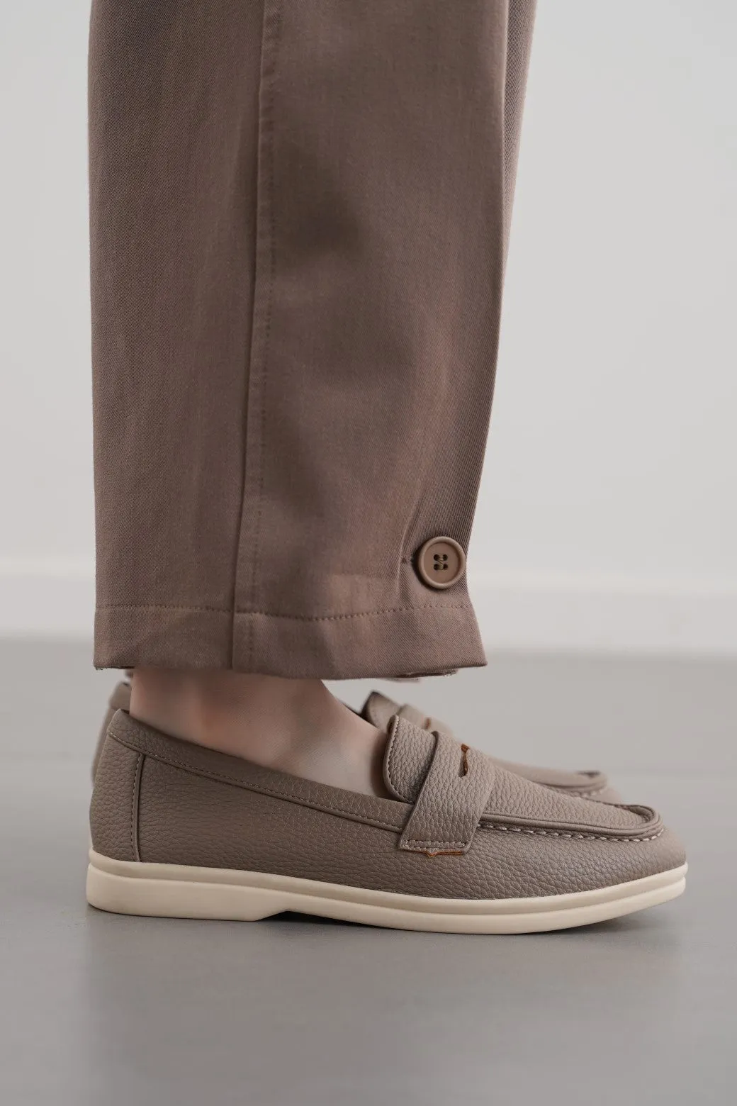CLOUD MAMA LOAFERS
