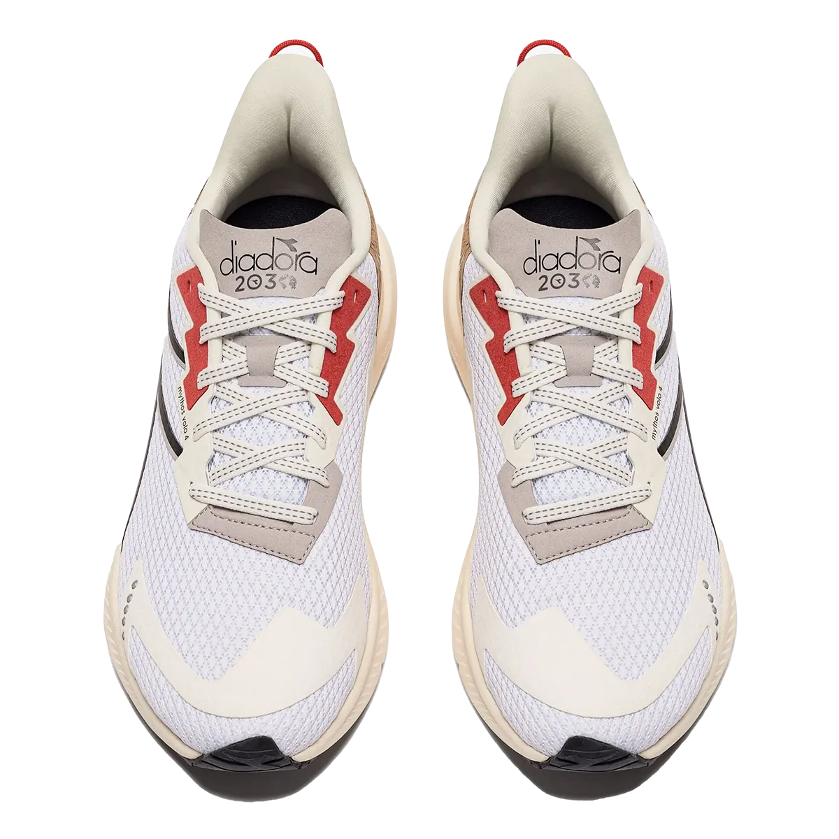Diadora Mythos Blushield Volo 4 W 2030