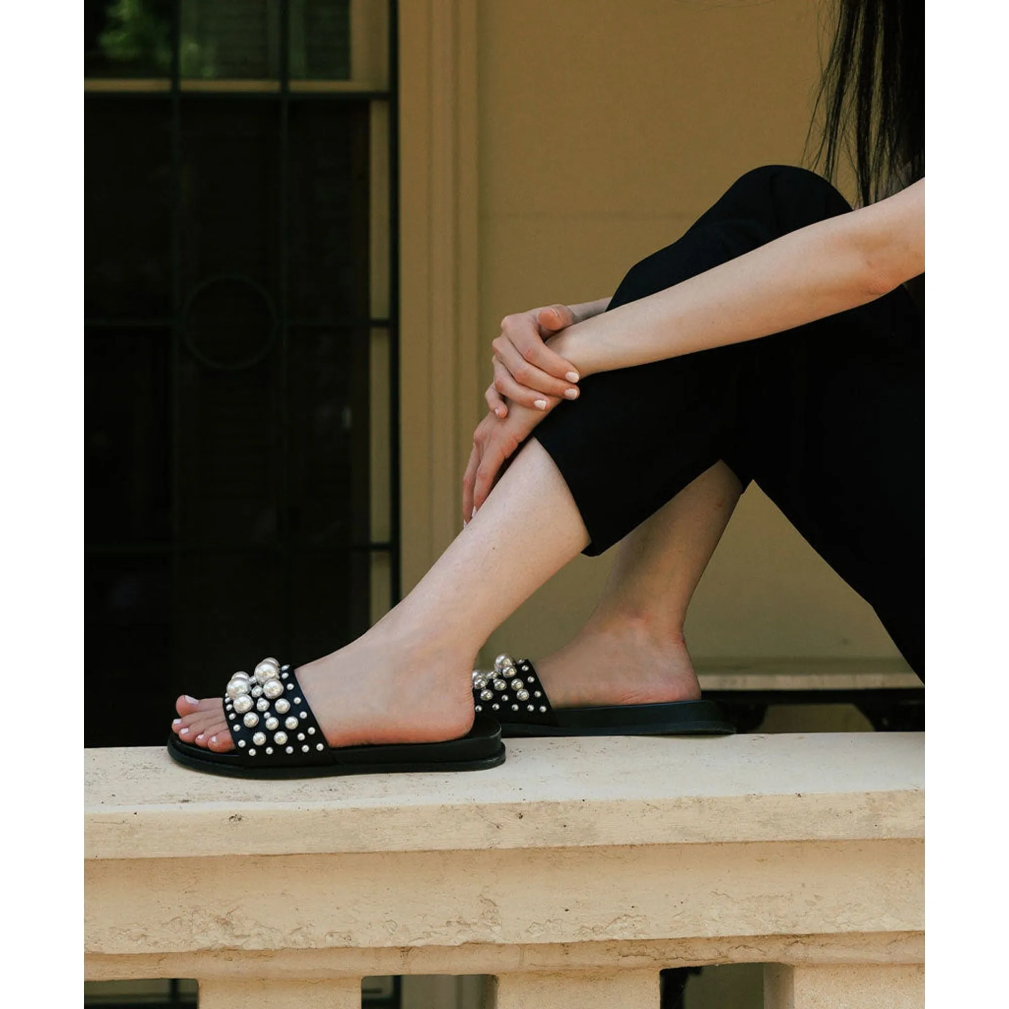 Gabbi Pearl Sandals Black Pearls