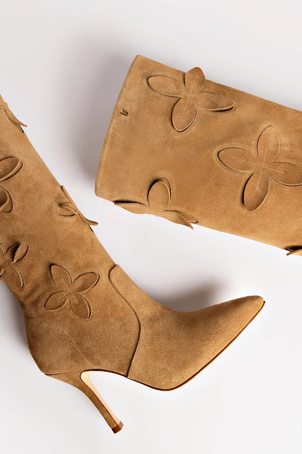 Julia Boot In Peanut Suede
