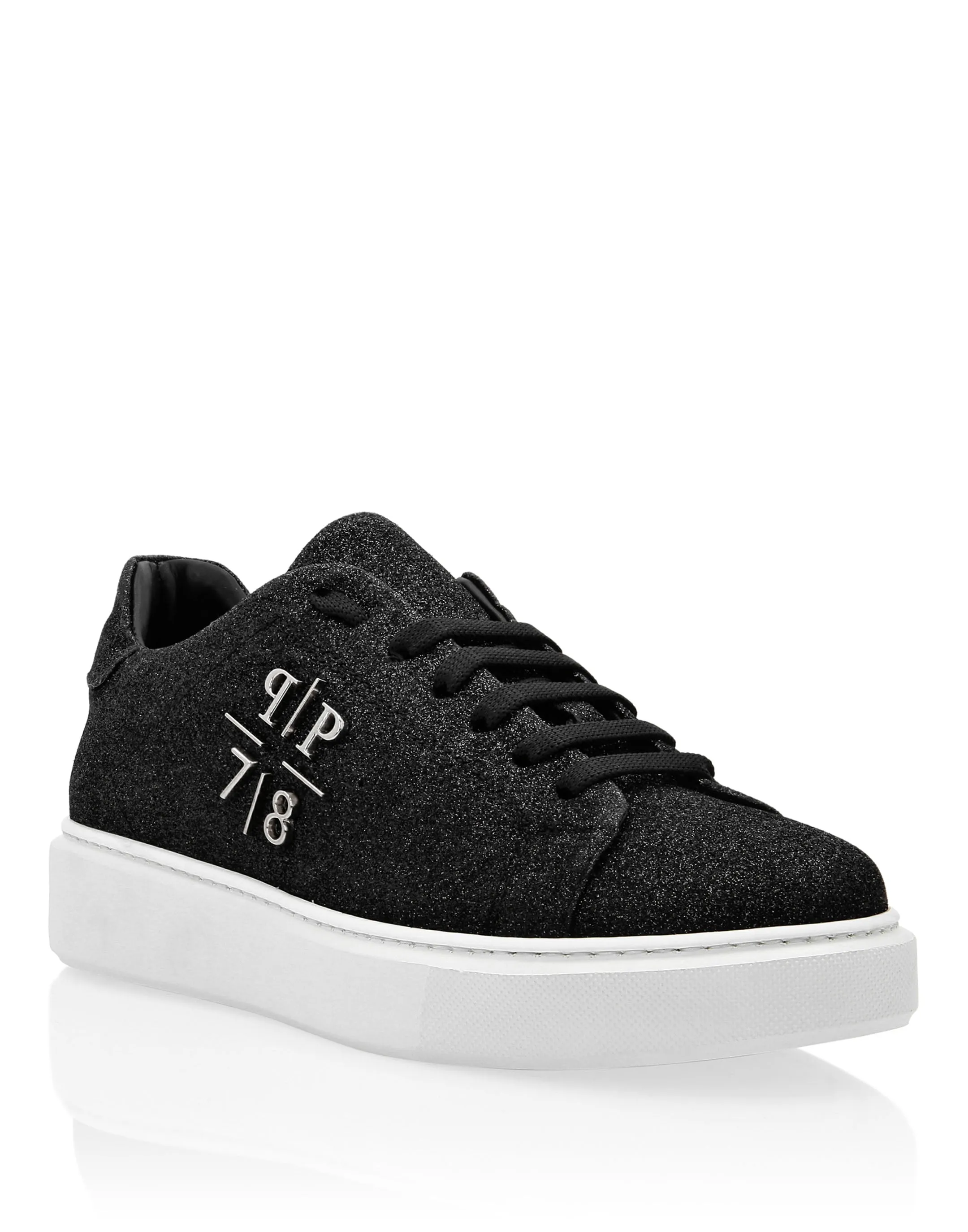 Lo-Top Sneakers