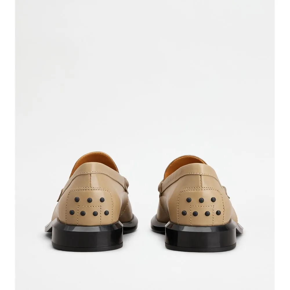 Loafers in Leather