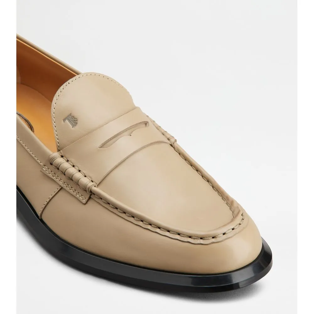 Loafers in Leather