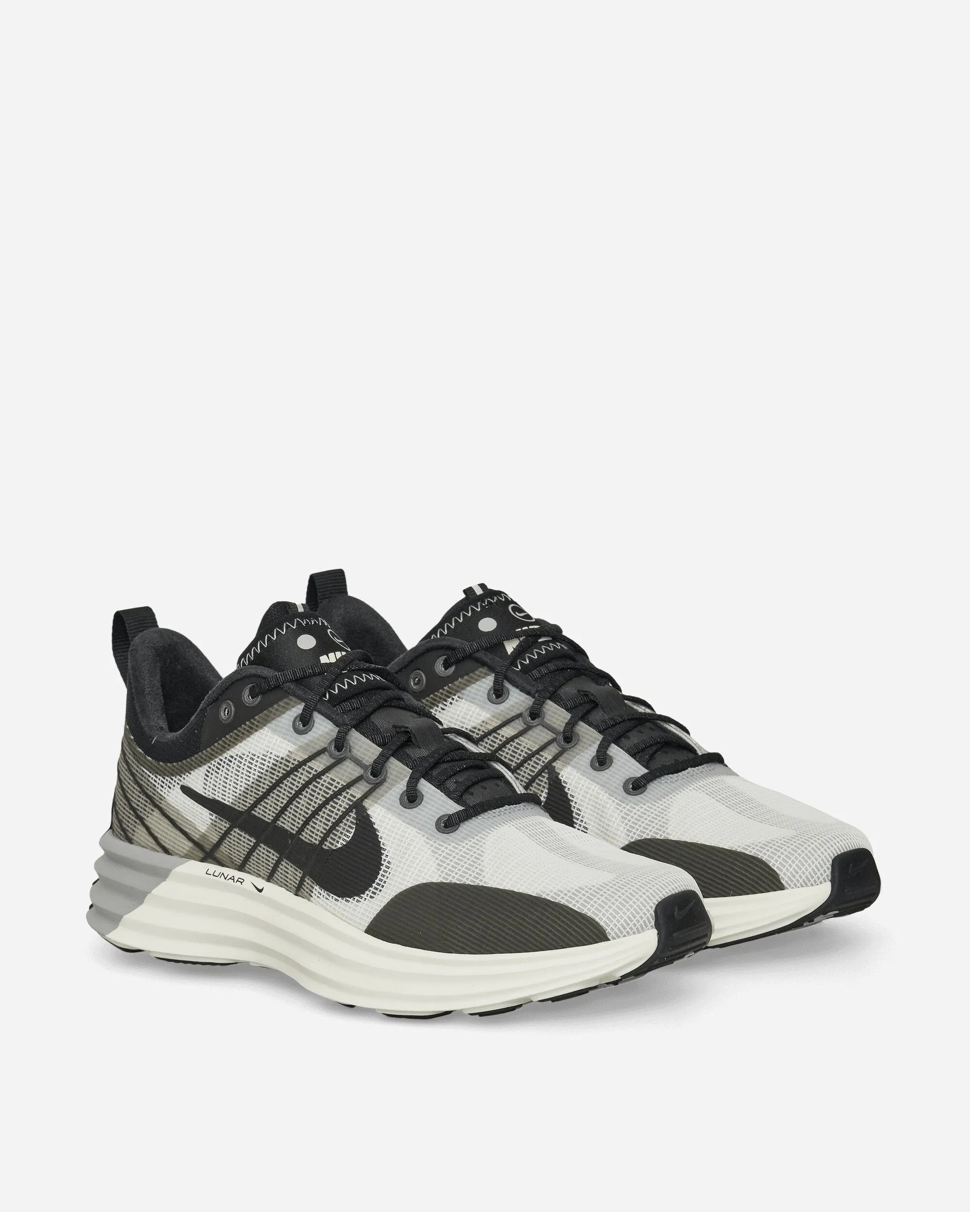 Lunar Roam Sneakers Summit White / Light Smoke Grey / Black