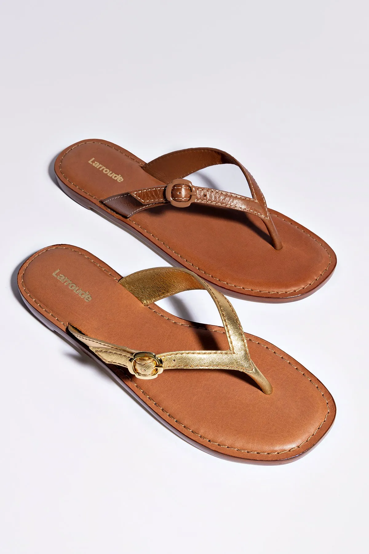 Mary Kate Flat Sandal In Caramel Leather