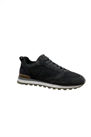 Men Runner Shoes In Grey