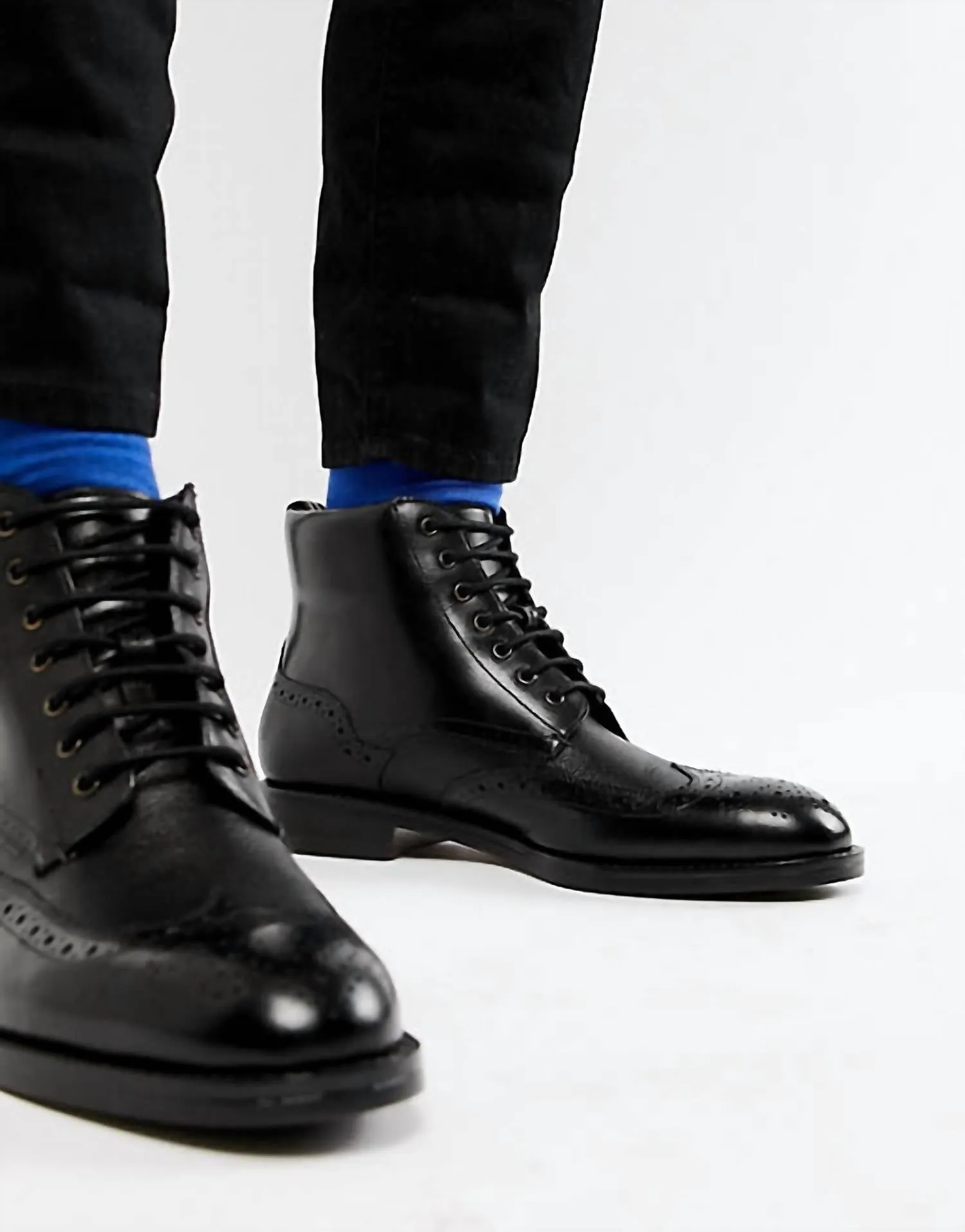 Men's Twrens Brogue Boots In Black
