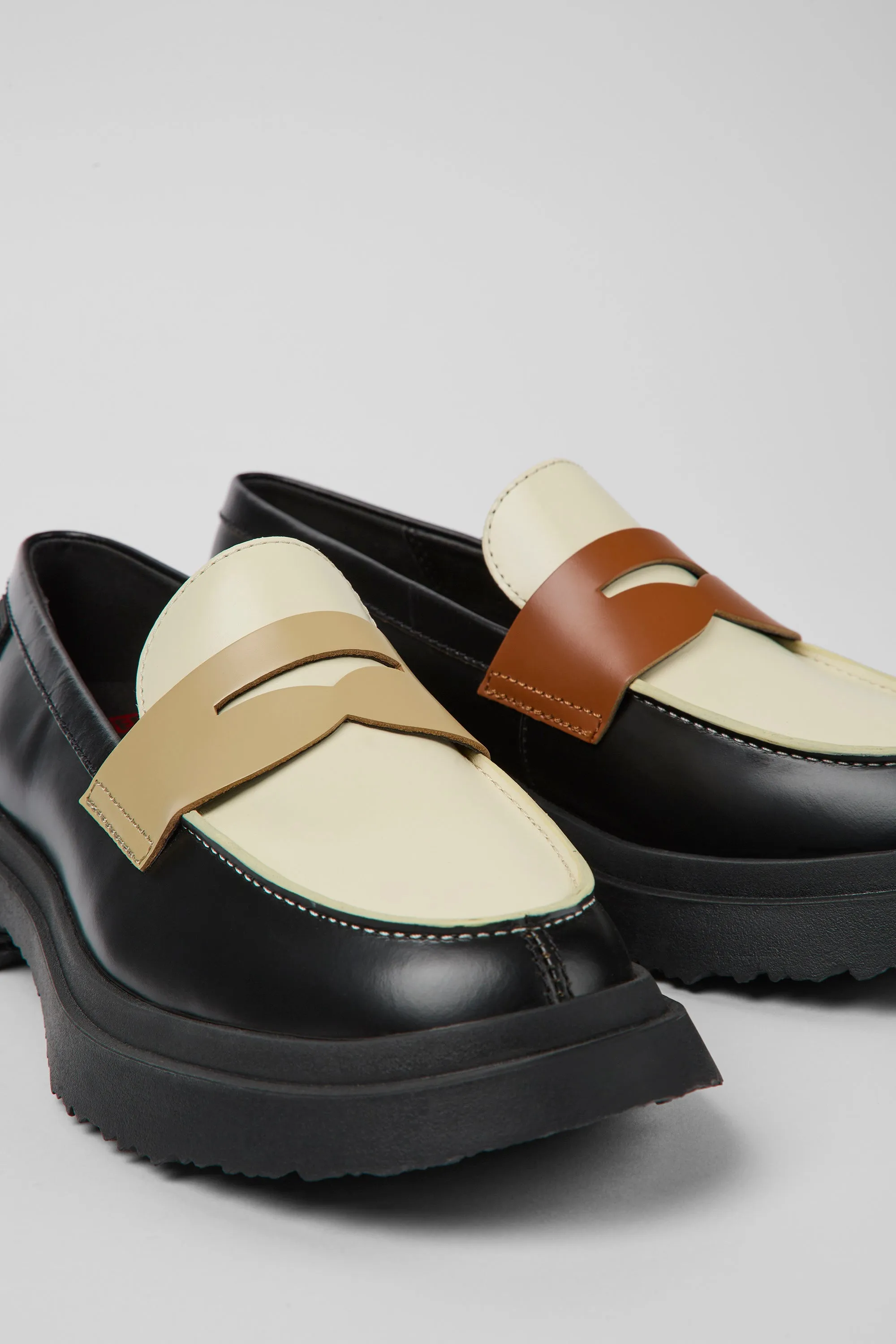 Moccasin/Ballerina Women Camper TWS