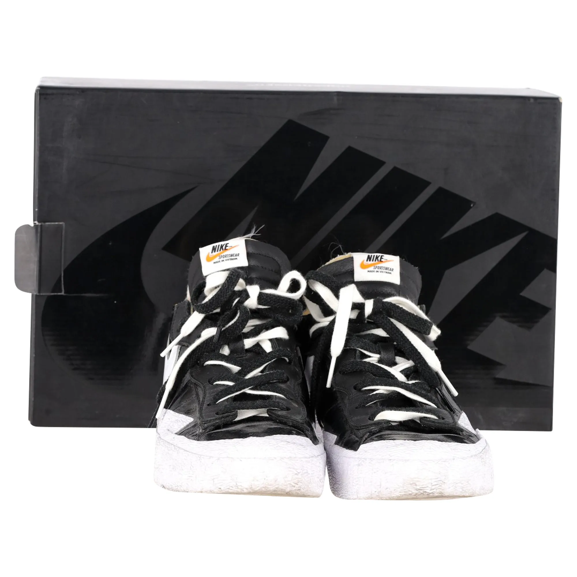 Nike x Sacai Blazer Low Sneakers in Black Patent Leather