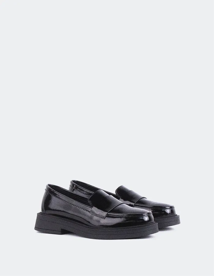 Novee Black Patent