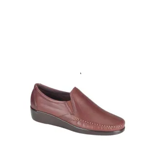 Women Dream Loafer Slip-On - D/medium Width In Brown