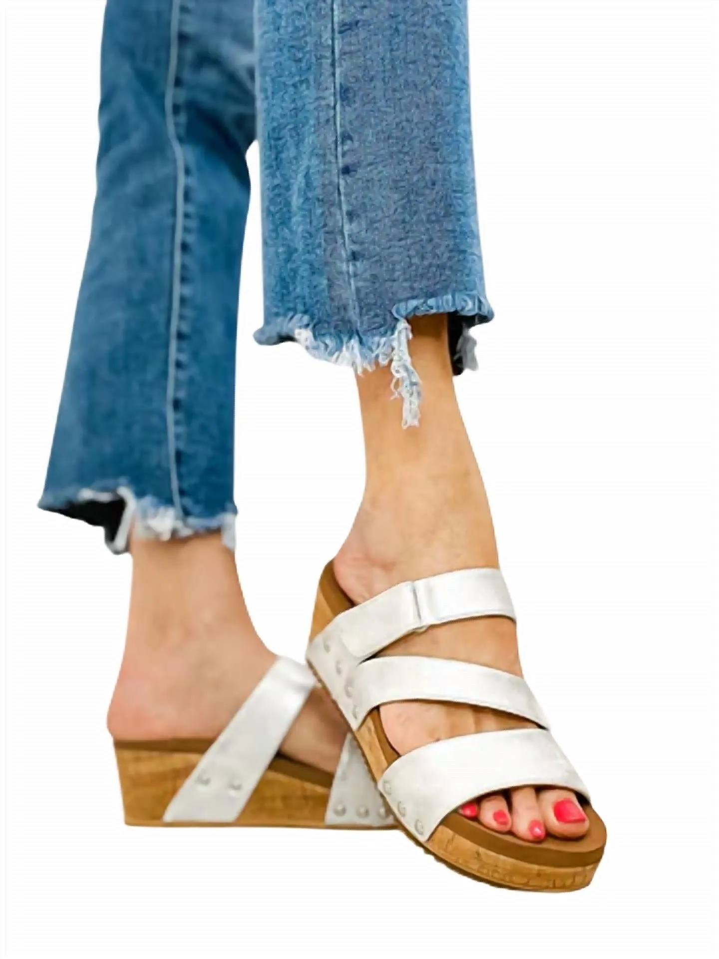 Women Voyage Sandals In Silver