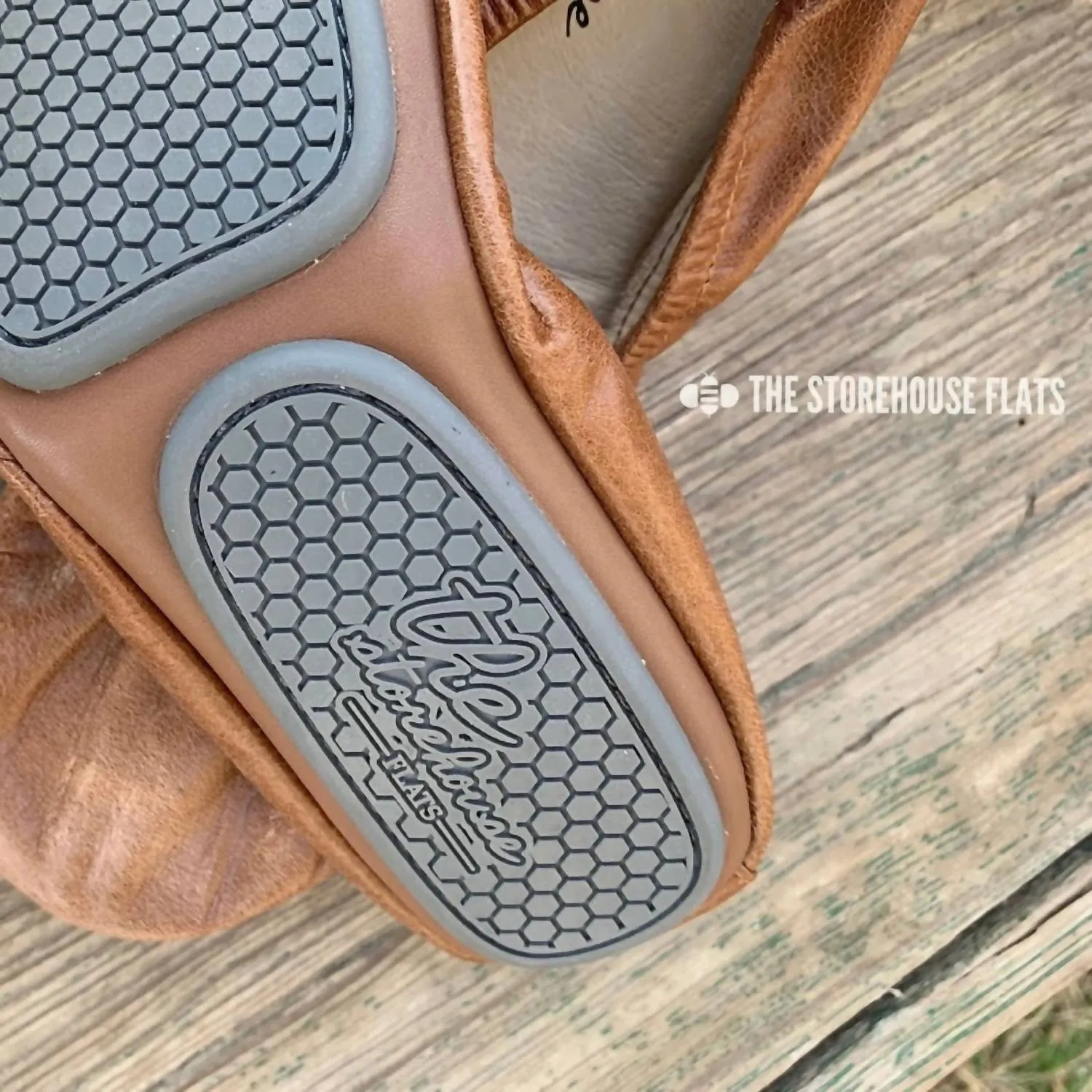 Women's Leather Flats In Saddle Brown Oil Tanned