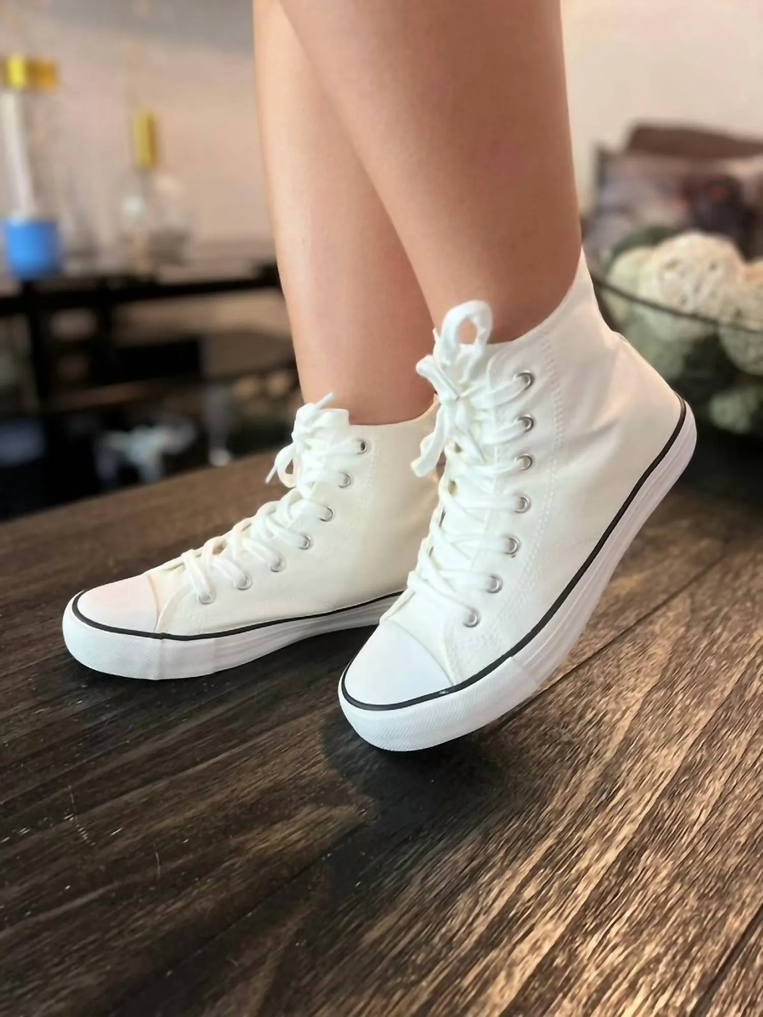 Women's Star 24 Hi-Top Sneakers In White
